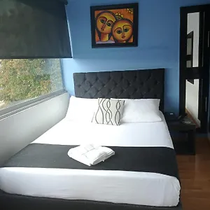 https://casa-embajada.hotels-bogota.net